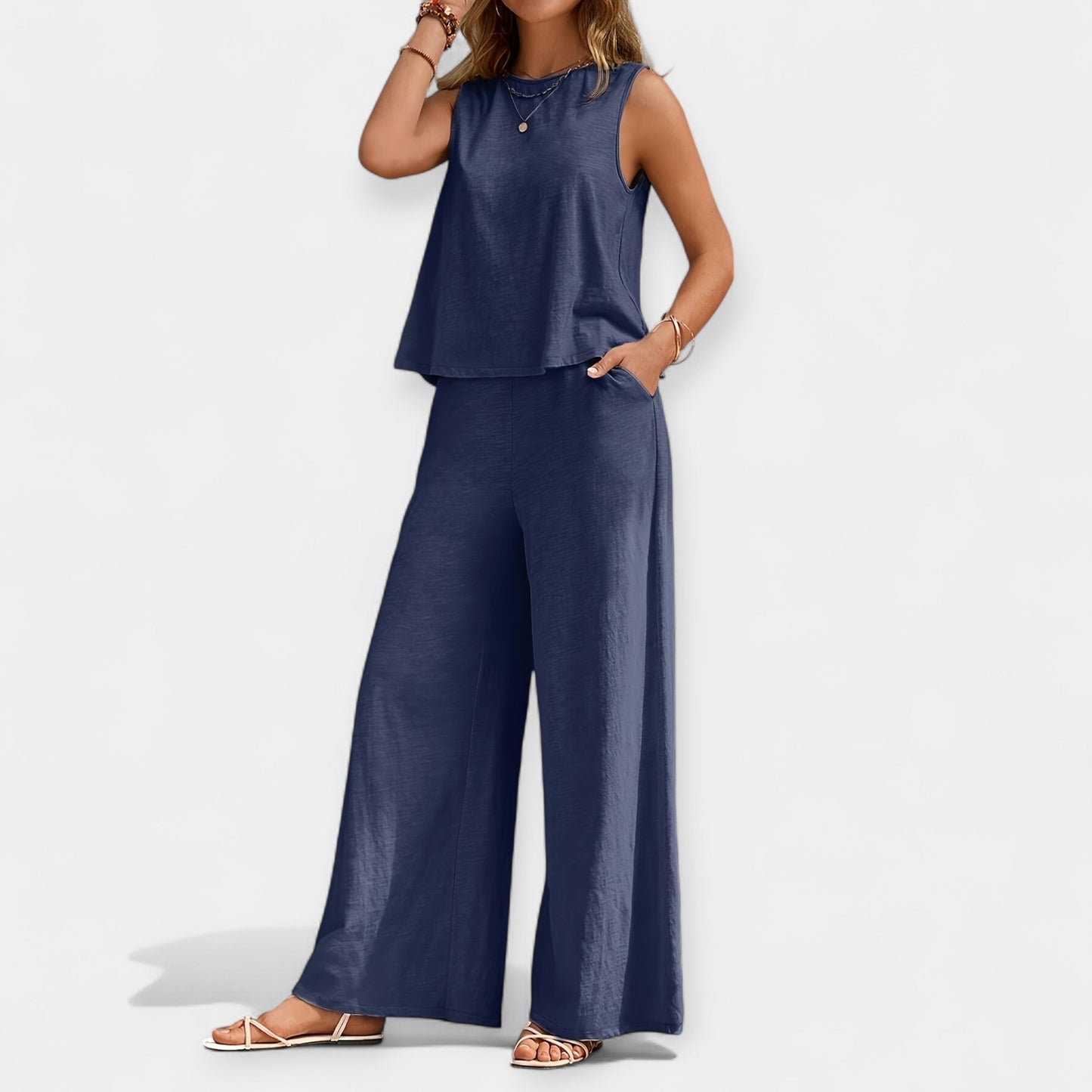 Conjunto con top suelto y pantalón ancho