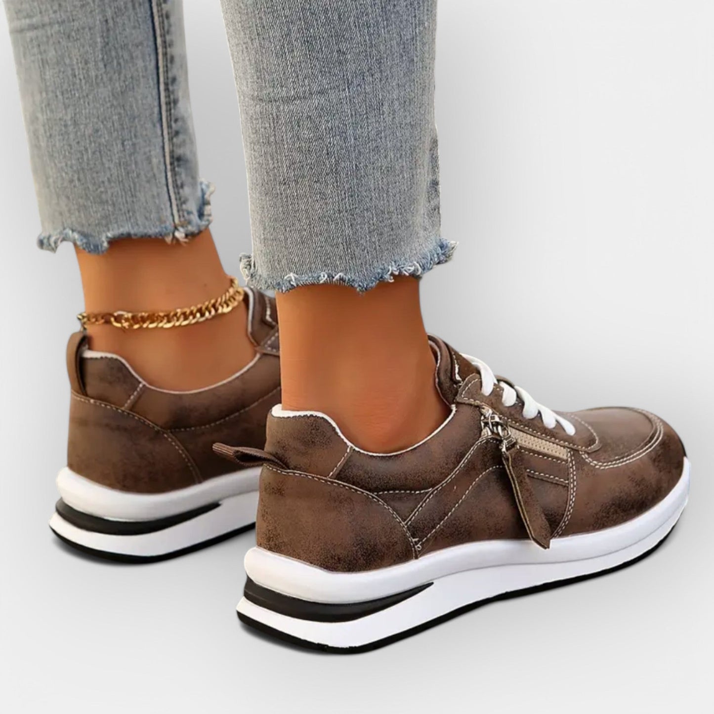 Sneakers Anatómicos con Elegancia
