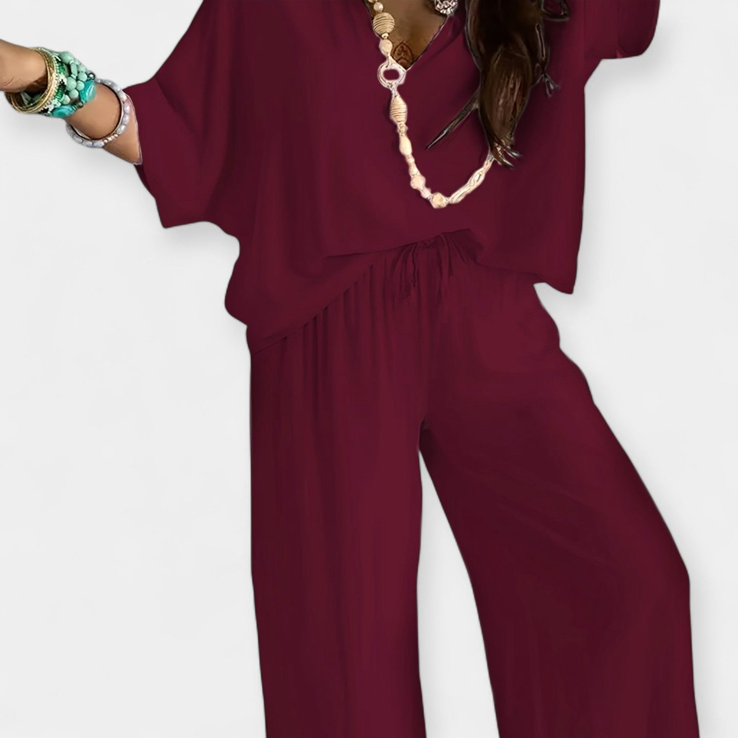 Conjunto ligero con pantalón ancho y blusa suelta