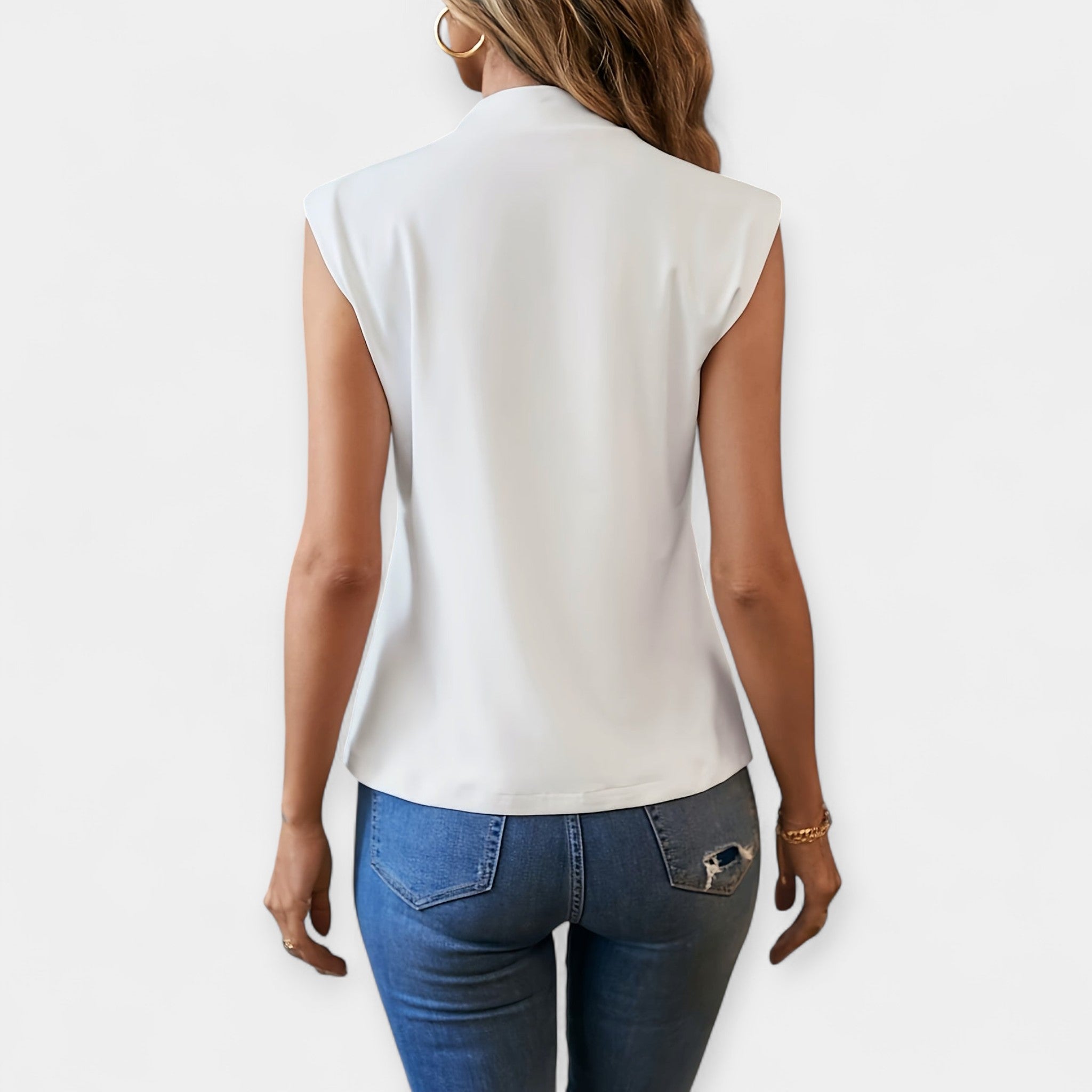 Blusa elegante sin mangas