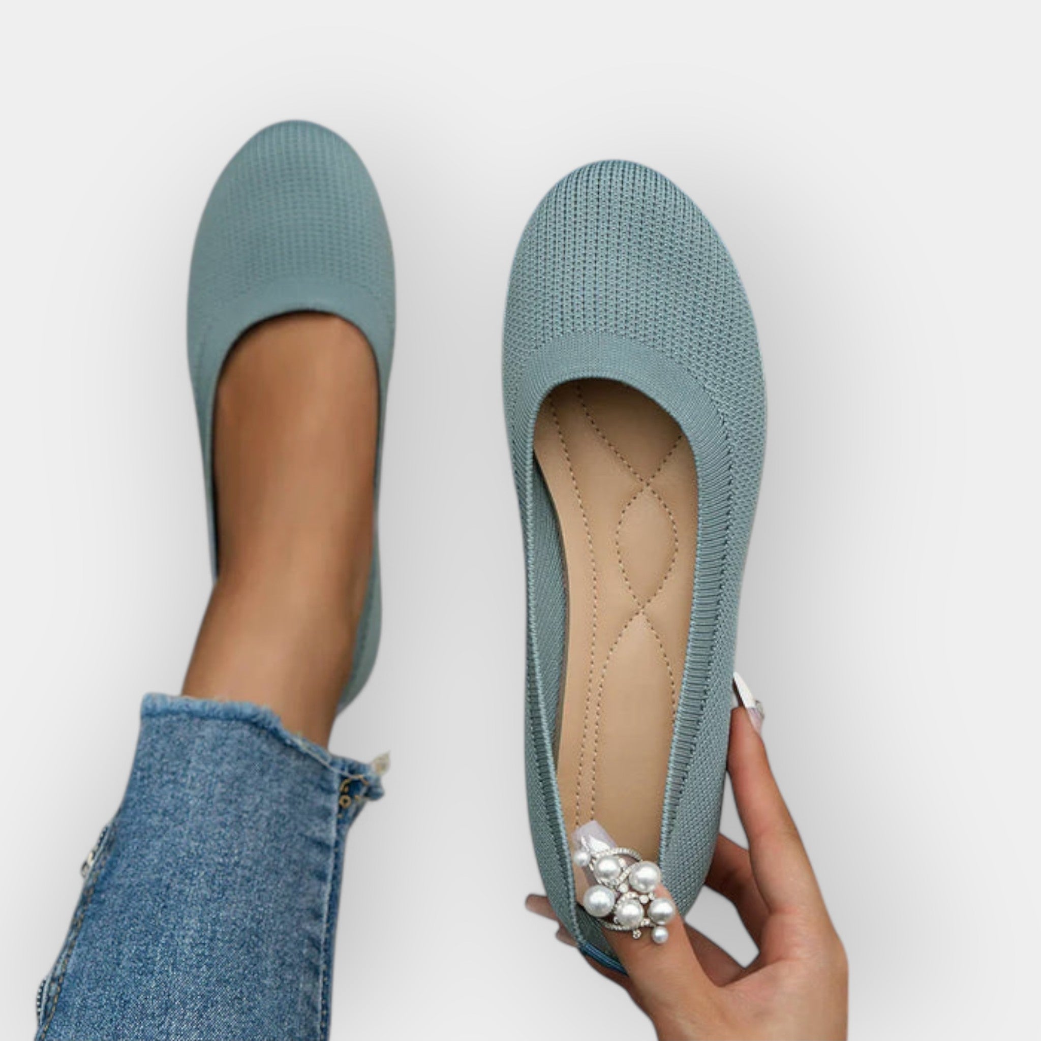 Sandalias Sencillas con Estilo Discreto