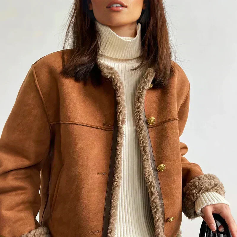Chaqueta marrón cálida de cuero