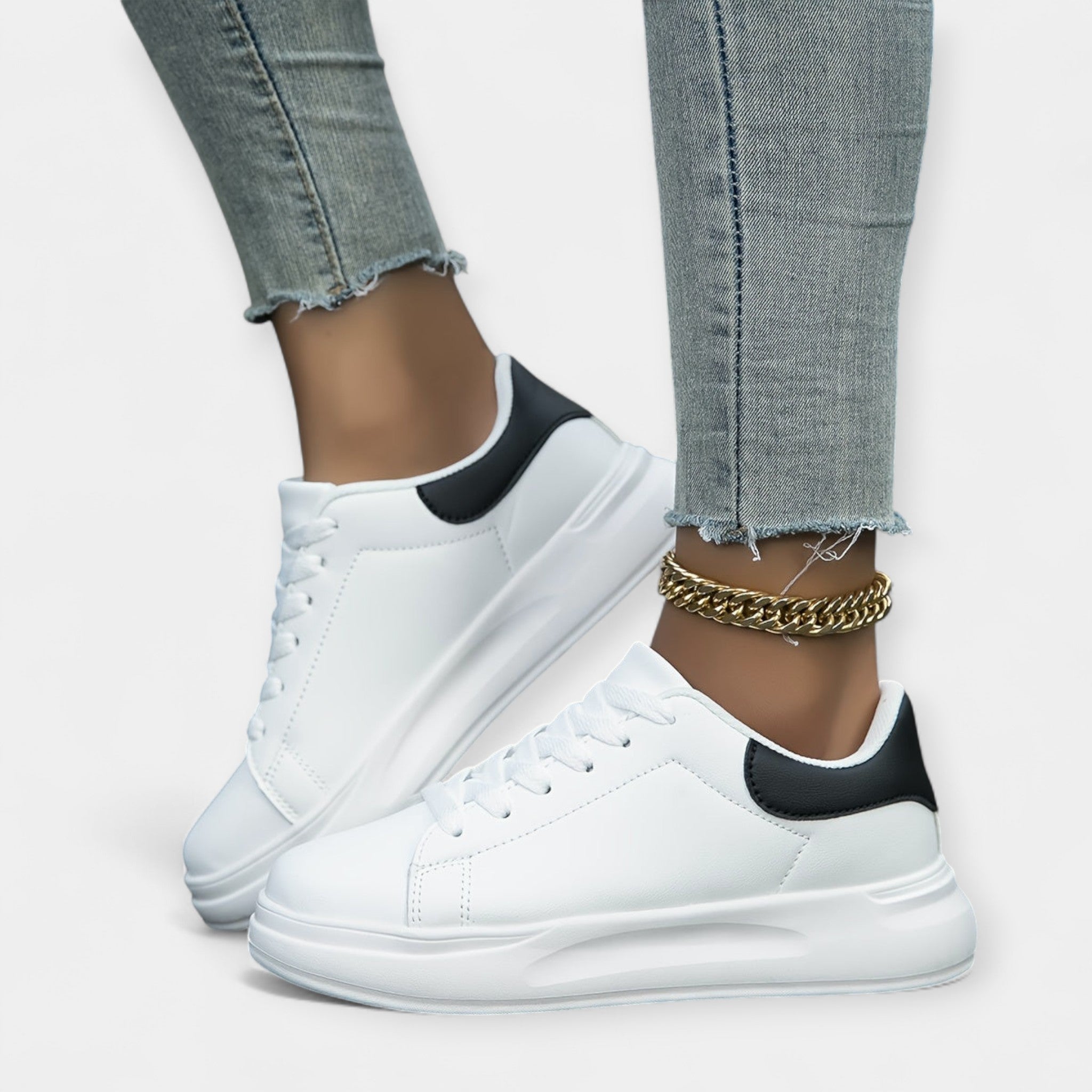 Sneakers de Piel Blancos