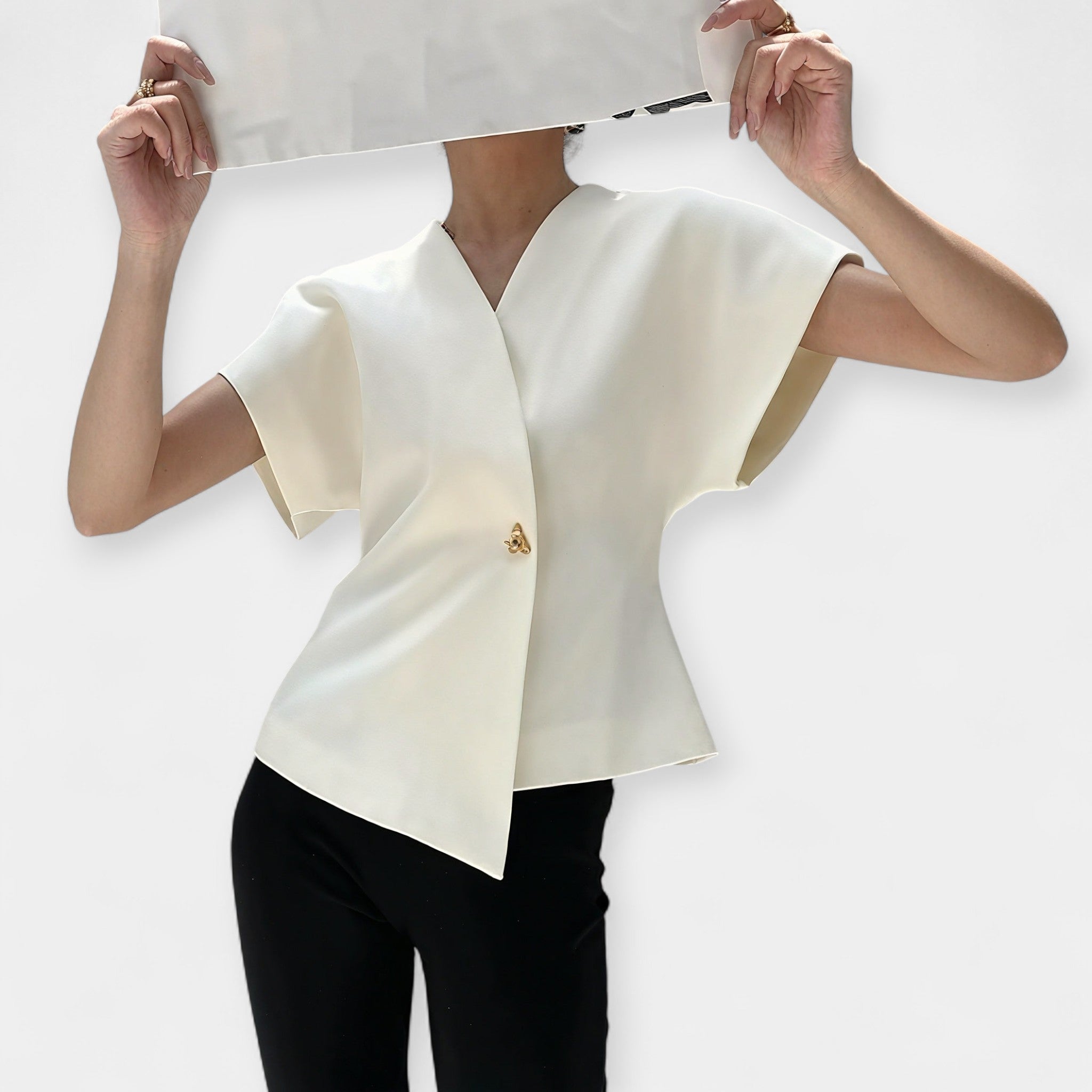Top Elegante con Diseño Minimalista