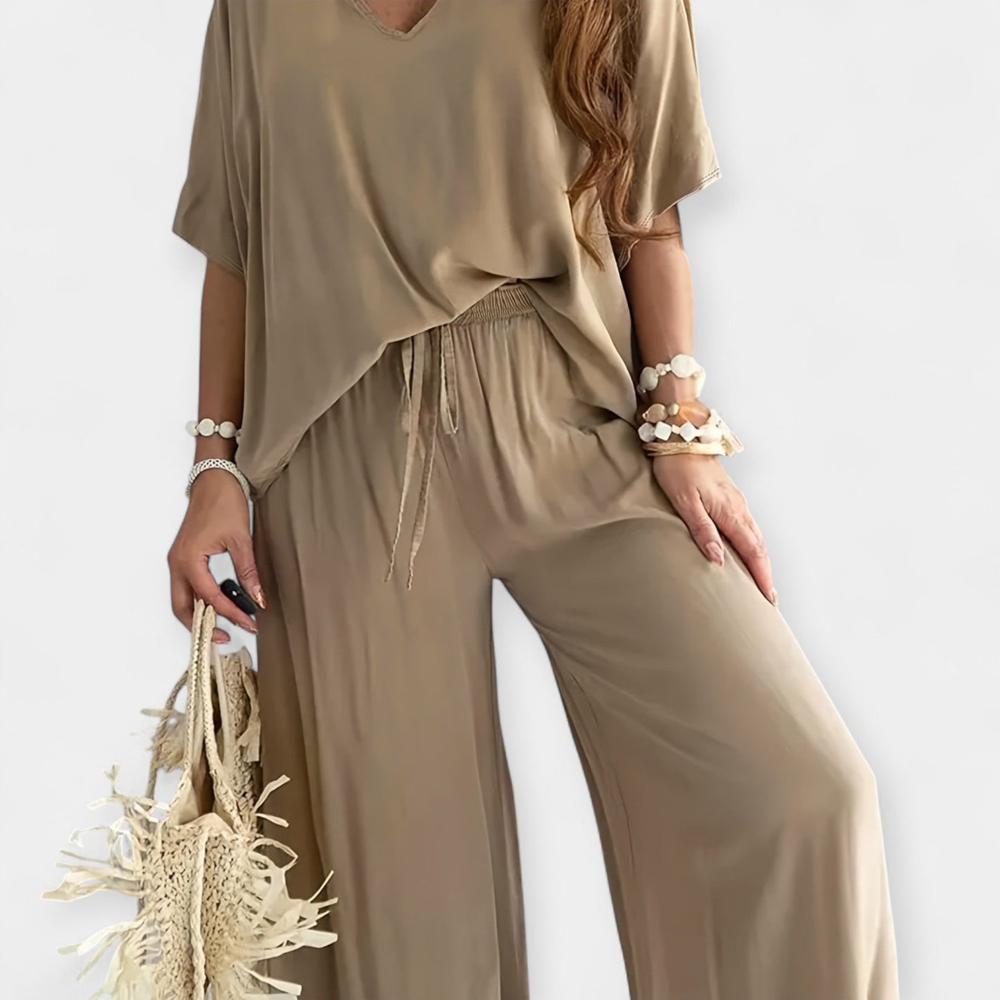 Conjunto ligero con pantalón ancho y blusa suelta