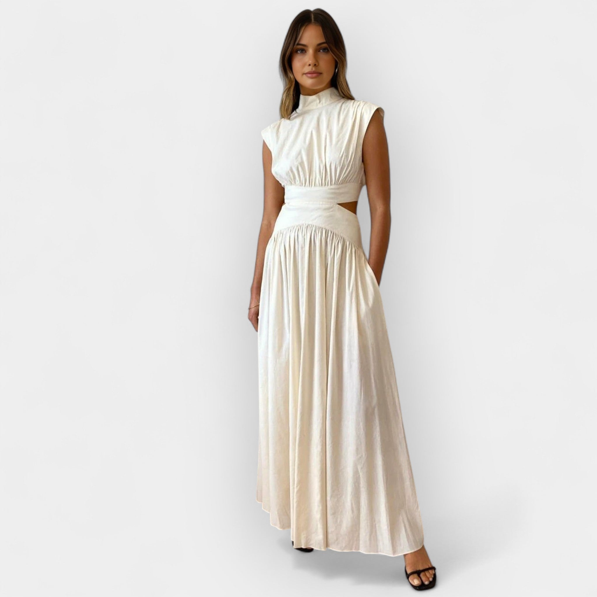 Κομψό Φόρεμα με Cut-Out Λεπτομέρειες