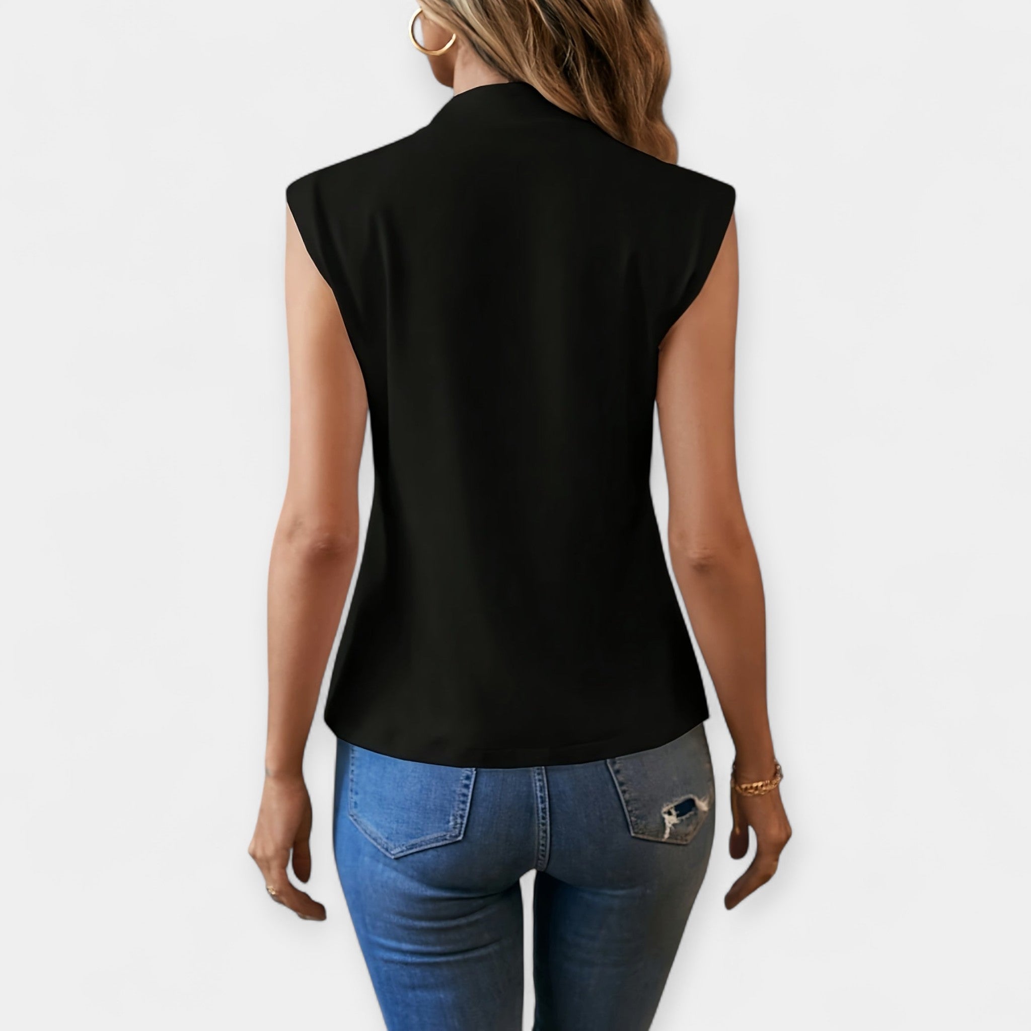Blusa elegante sin mangas